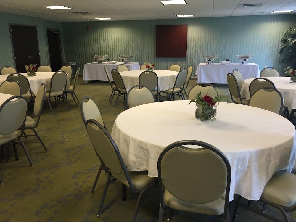 Comfort West - Farragut 3*