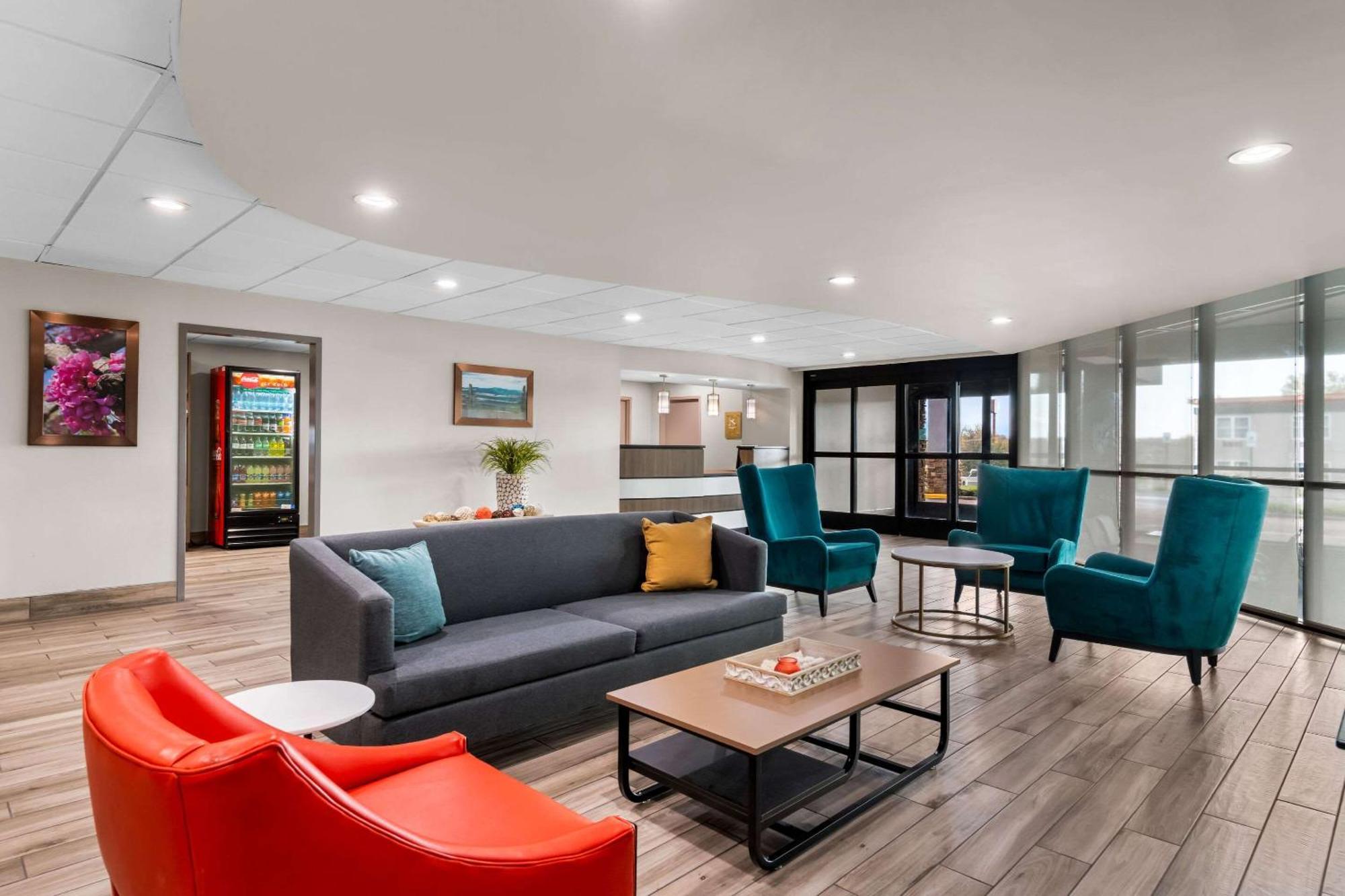 Hotel Comfort West - Farragut 3*